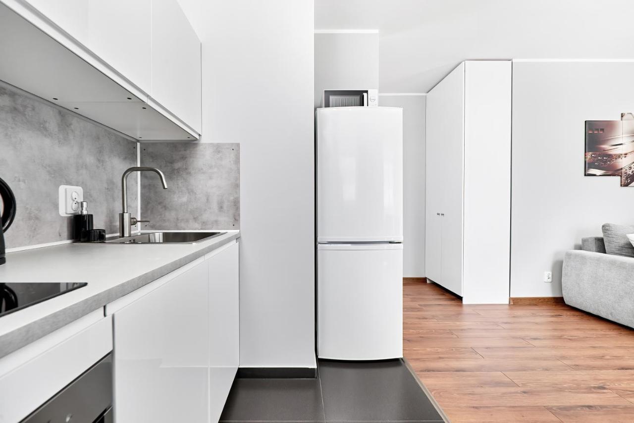 Apartment Wroclaw Sikorskiego With Free Garage By Renters Prestige Exteriér fotografie