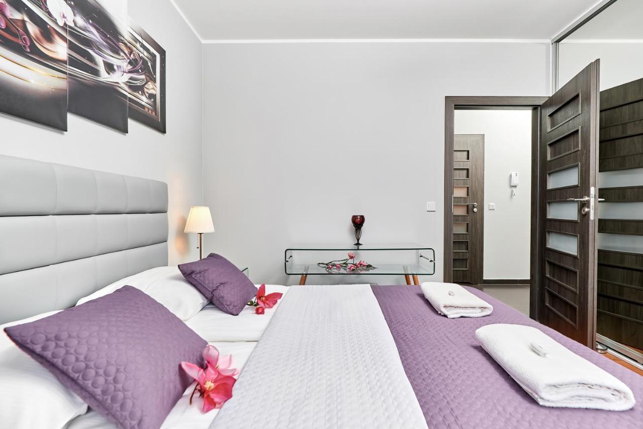 Apartment Wroclaw Sikorskiego With Free Garage By Renters Prestige Exteriér fotografie