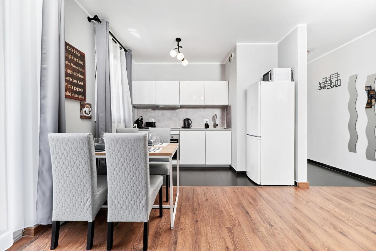 Apartment Wroclaw Sikorskiego With Free Garage By Renters Prestige Exteriér fotografie